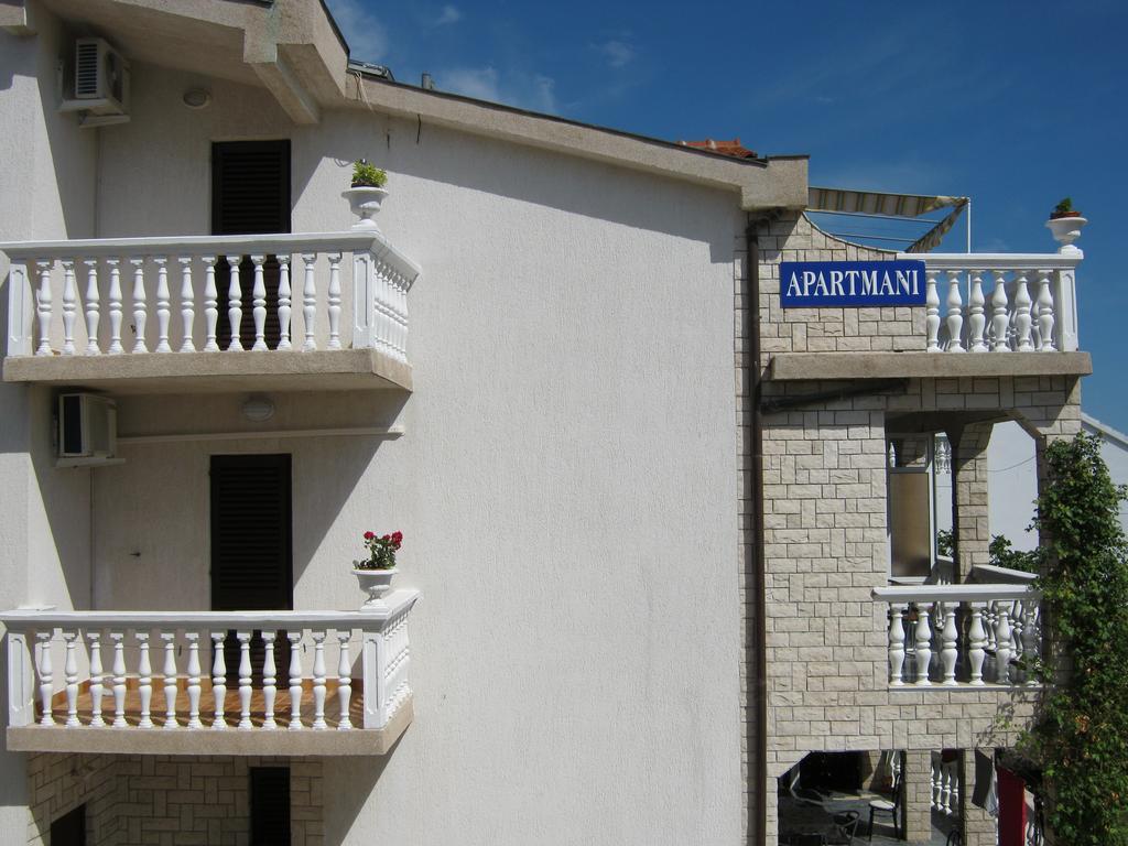 Apartments Nestor Tribalj Extérieur photo